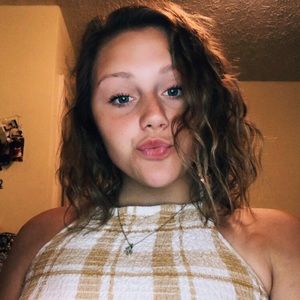 Meet your Posher, Savannah